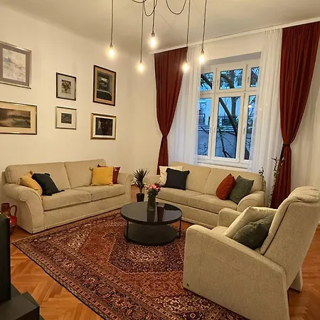 شقة Maison 117 - Spacious 3-bedroom In Ferhadija