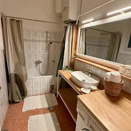 Daire Maison 117 - Spacious City-center Saraybosna