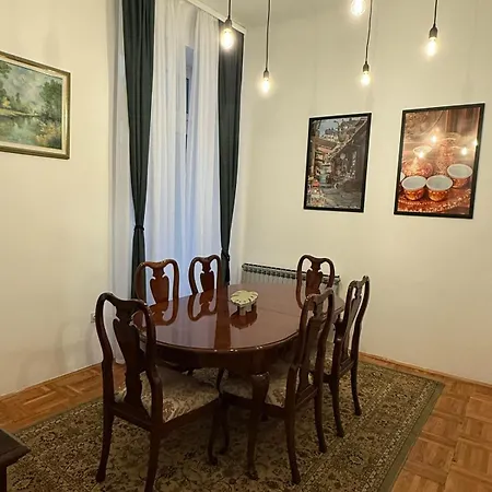 Maison 117 - Spacious 3-bedroom In Ferhadija * سراييفو