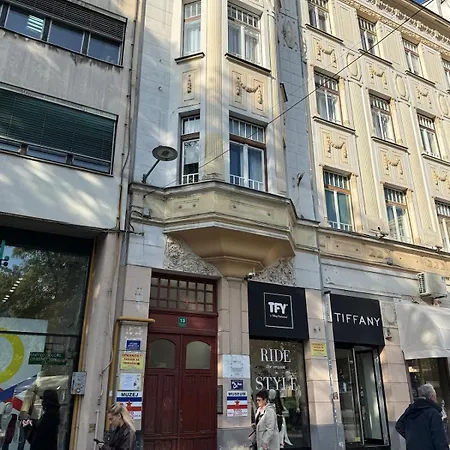 Daire Maison 117 - Spacious City-center *