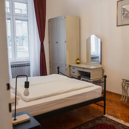Maison 117 - Spacious 3-bedroom In Ferhadija شقة
