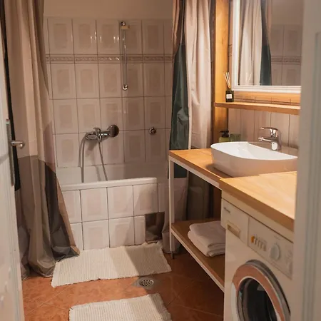 Maison 117 - Spacious 3-bedroom In Ferhadija